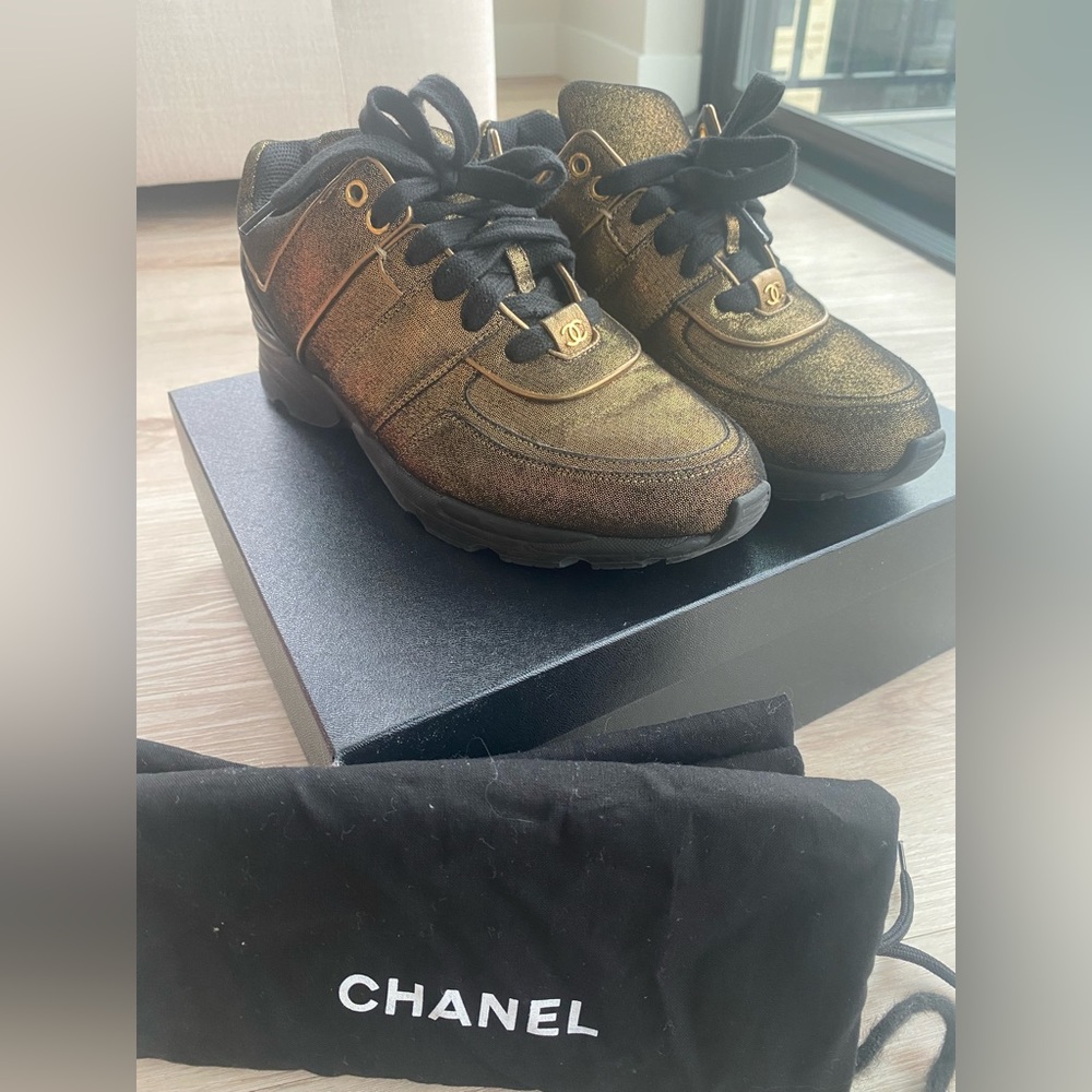 Chanel Golden Brown Black Fabric Leather Cc Logo Lace Up Sneakers 39.5.